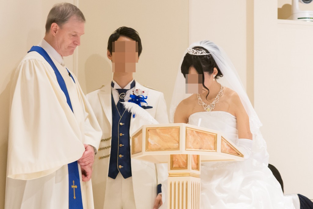 アニヴェルセルみなとみらい横浜 結婚式レポブログ チャペルでの挙式（神前式）指輪の交換 ベールアップ 署名