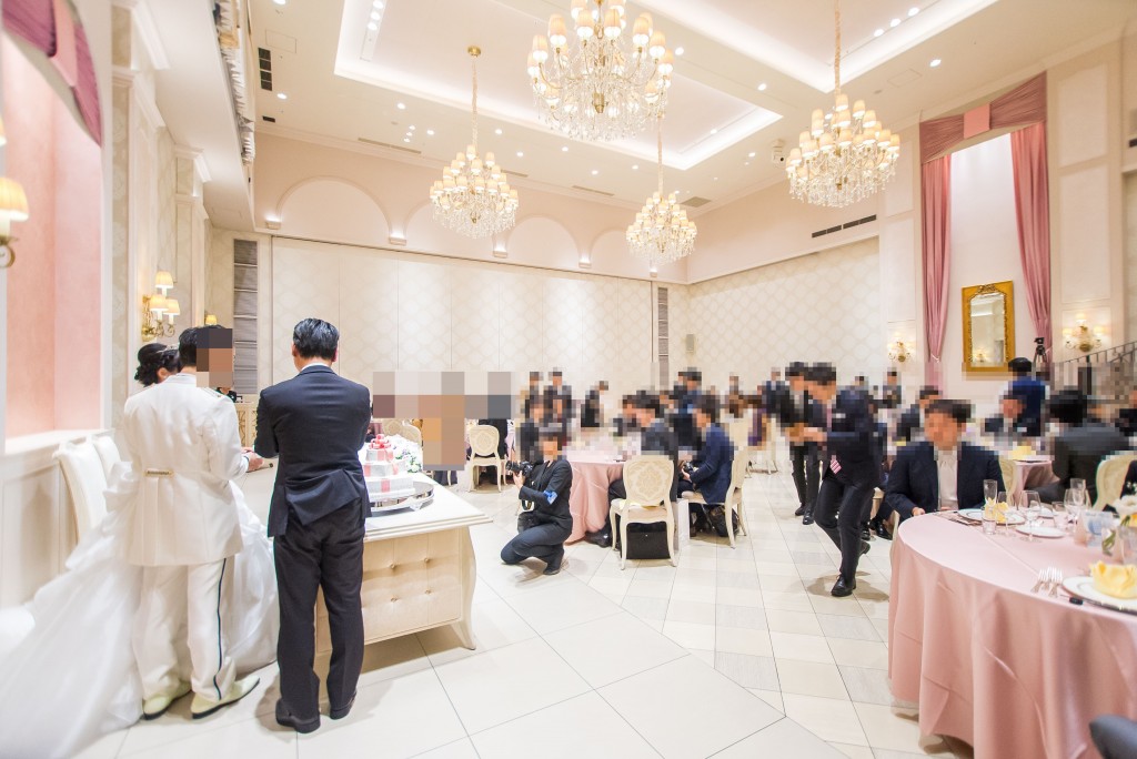 アニヴェルセルみなとみらい横浜 結婚式レポブログ ヴィラスウィート披露宴 主賓挨拶、ケーキ入刀（ケーキカット）