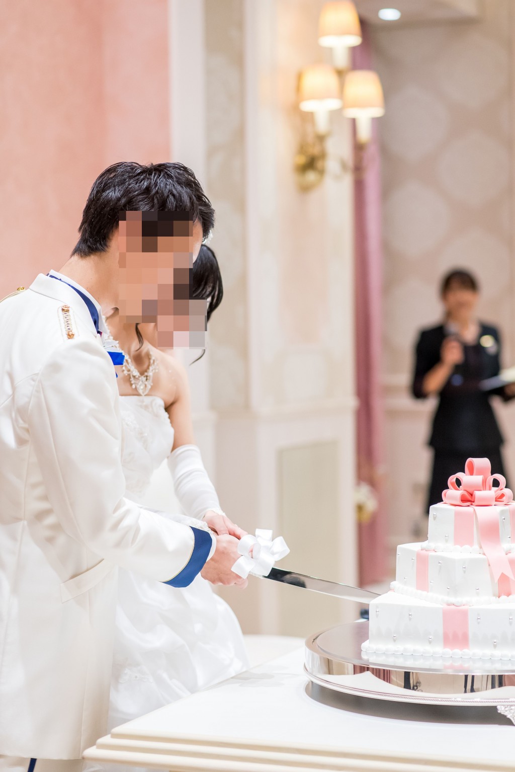 アニヴェルセルみなとみらい横浜 結婚式レポブログ ヴィラスウィート披露宴 主賓挨拶、ケーキ入刀（ケーキカット）