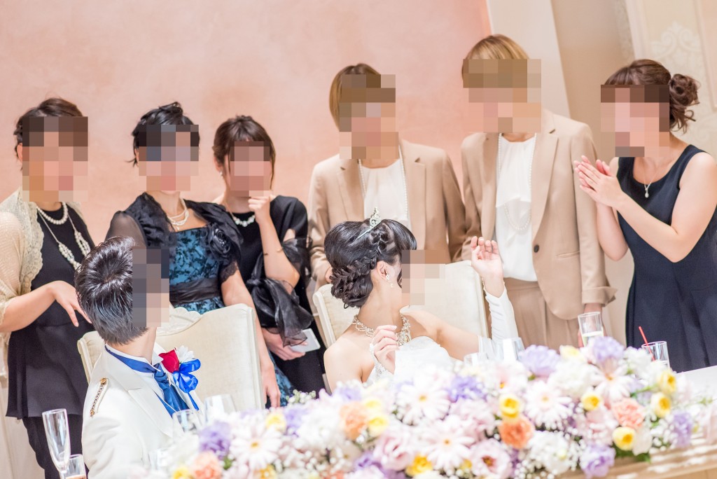 アニヴェルセルみなとみらい横浜 結婚式レポブログ ヴィラスウィートでの披露宴 乾杯、高砂記念撮影