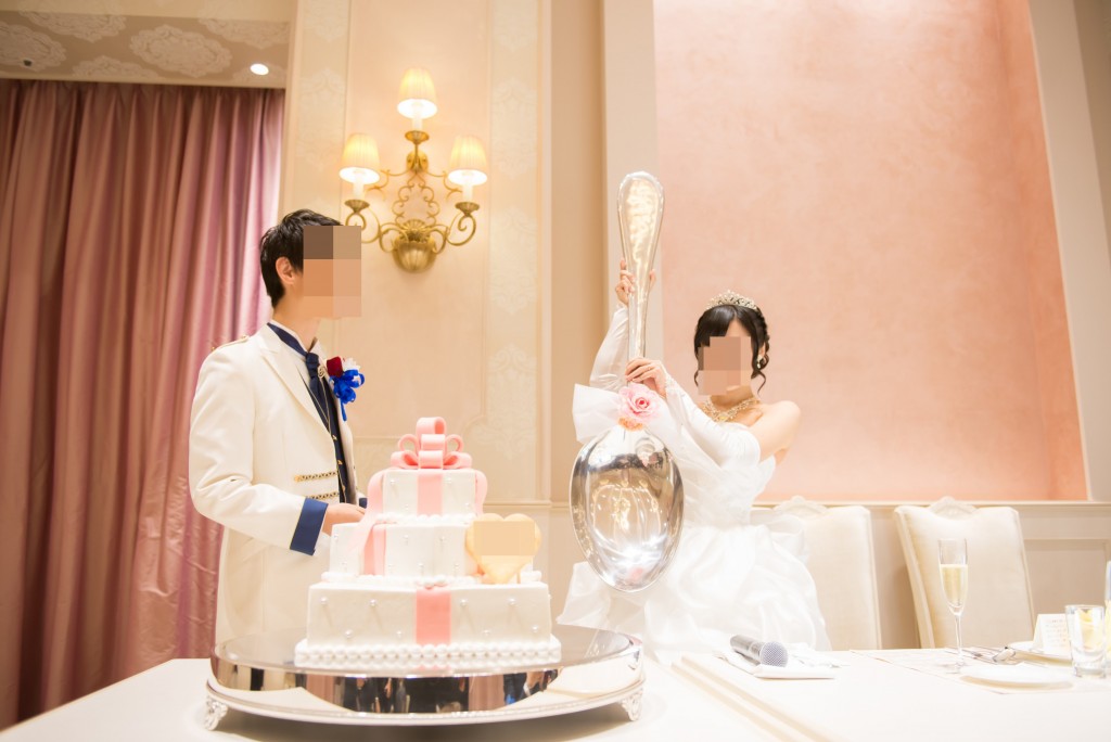アニヴェルセルみなとみらい横浜 結婚式レポブログ ヴィラスウィート披露宴 ビッグスプーンでファーストバイト