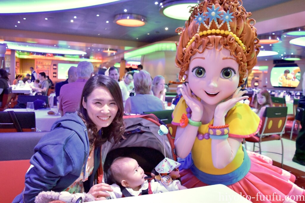 Dcl旅行記 44 子連れに超おすすめの朝食 ディズニージュニアキャラクターブレックファスト フロリダ7日目 乗船4日目 2歳0歳子連れwdw ひよこファミリー Dcl旅行記 44 子連れに超おすすめの朝食 ディズニージュニアキャラクターブレックファスト フロリダ7日目 乗船4日目 2歳0歳子連れwdw ひよこファミリー
